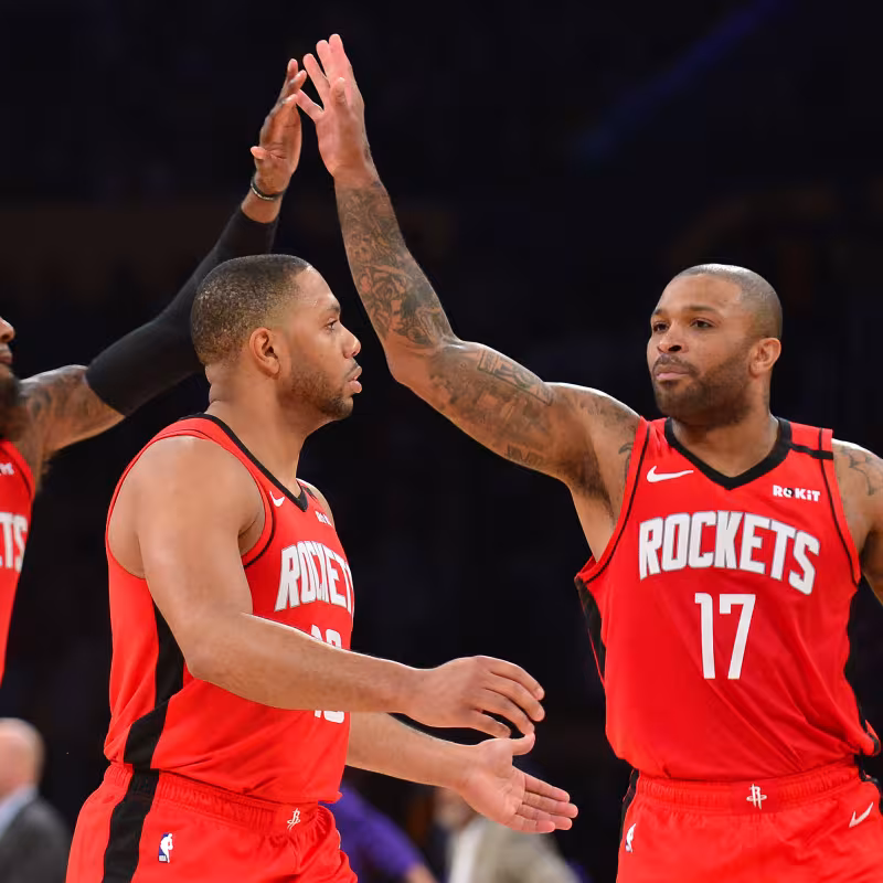 Robert Covington y P.J. Tucker
