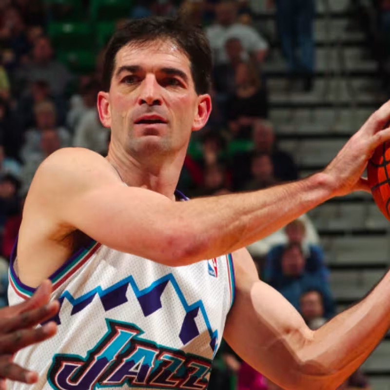John Stockton, uno de los mejores jugadores de la historia. 