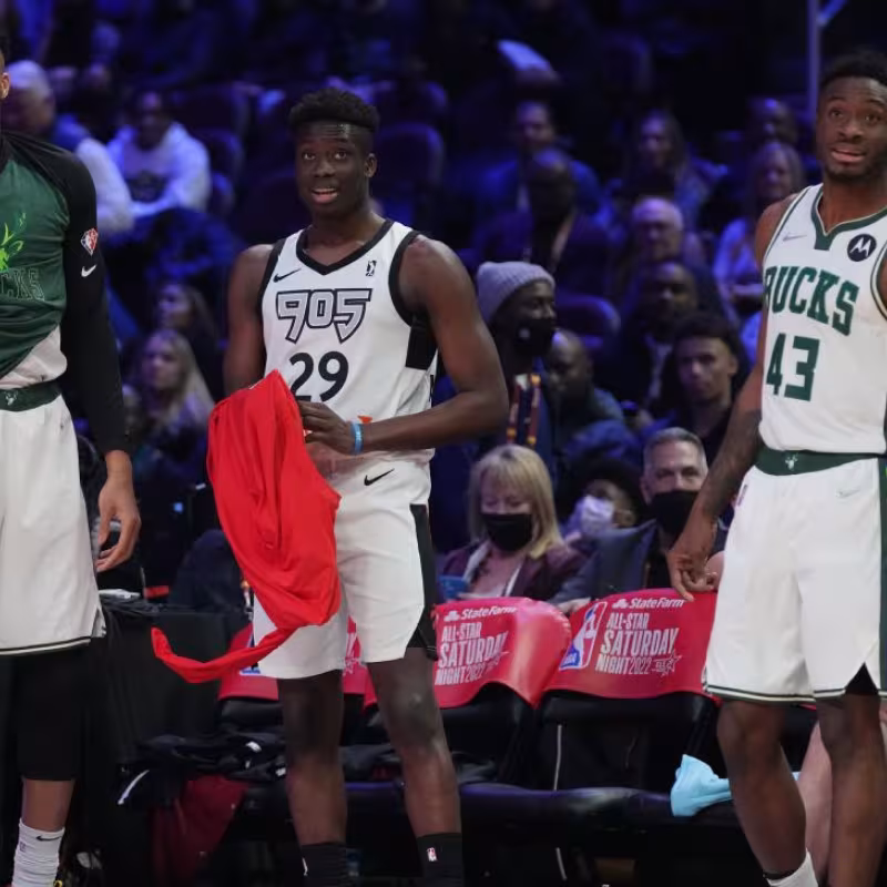 Giannis, Alex y Thanasis Antetokounmpo
