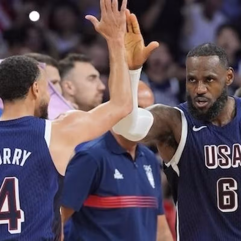 LeBron James and Stephen Curry, teammates on Team USA.