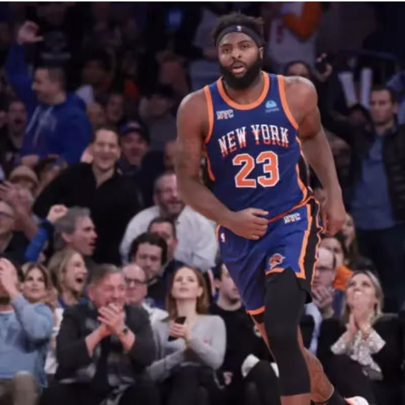 Mitchell Robinson, jugador de New York Knicks lesionado.