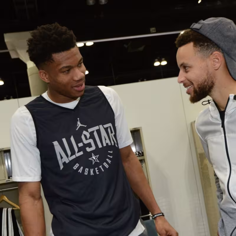 Giannis Antetokounmpo and Stephen Curry Could Play Together for the Golden State Warriors