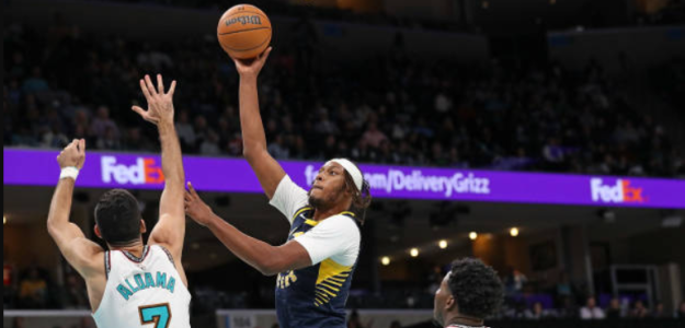 Posibles pívots para Lakers. Foto: gettyimages