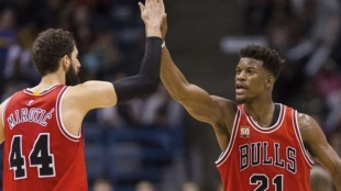 Nikola Mirotic, sobre Jimmy Butler: "Nunca he visto a un jugador trabajar más duro"