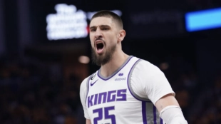 Mercado NBA: Los Angeles Lakers firman al pivot Alex Len