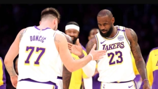 This is the Lakers' plan to build a winning team for the playoffs